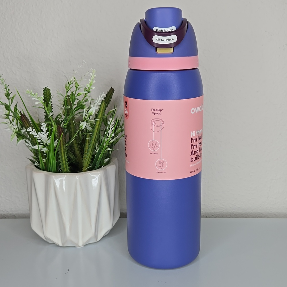 NWT Owala FreeSip Stainless Steel Water Bottle 40oz Color: Blue Jay - Picture 7 of 10